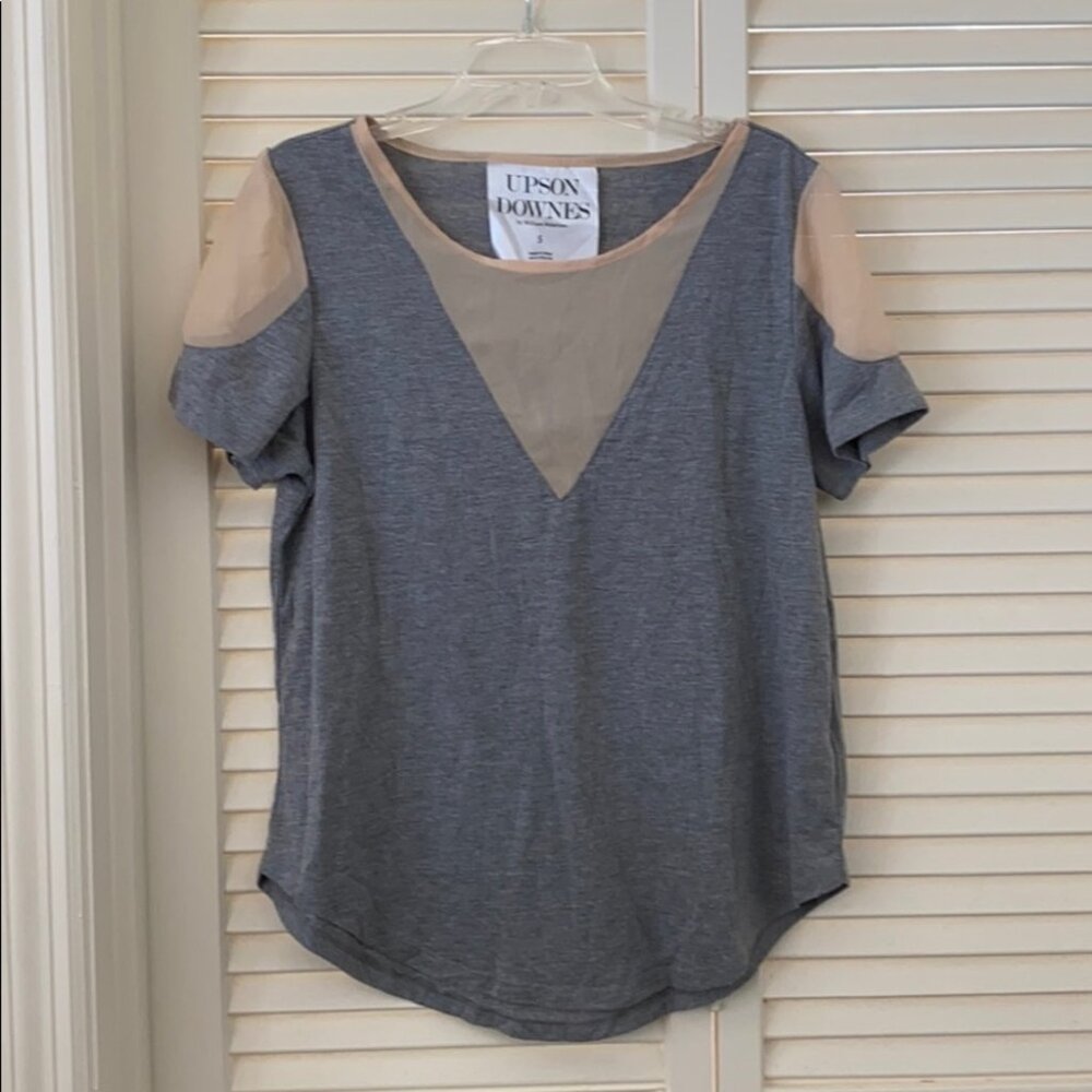 Grey top NWOT